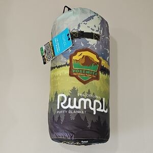 Rumpl Yosemite Puff Blanket - Green Multi